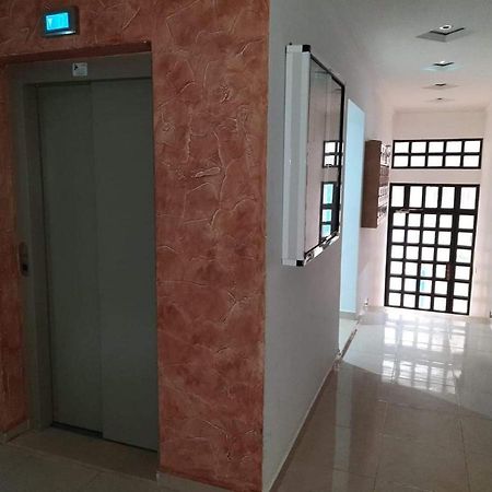 דירות מרטיל Studio De Luxe Meuble Avec Parking מראה חיצוני תמונה